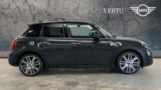 MINI Hatchback 2.0 Cooper S Exclusive II 5dr Auto [Comfort/Nav] Petrol Hatchback